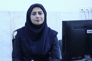 روایت مترون بیمارستان امام خمینی(ره) از  مدیریت چالش های بیمارستان در دوران جنگ/ تأکید بر وحدت فرماندهی و همبستگی بی‌نظیر خانواده ایرانی
